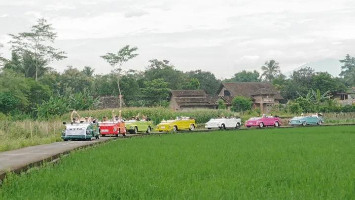 VW Safari Borobudur