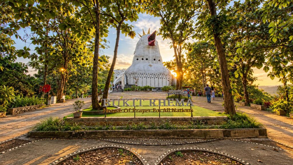 Race Week Borobudur Marathon: Menemukan Tenang di Rumah Doa Bukit Rhema
